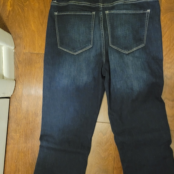 Classic Dark Blue Women's Jeans - Picture 6 of 6